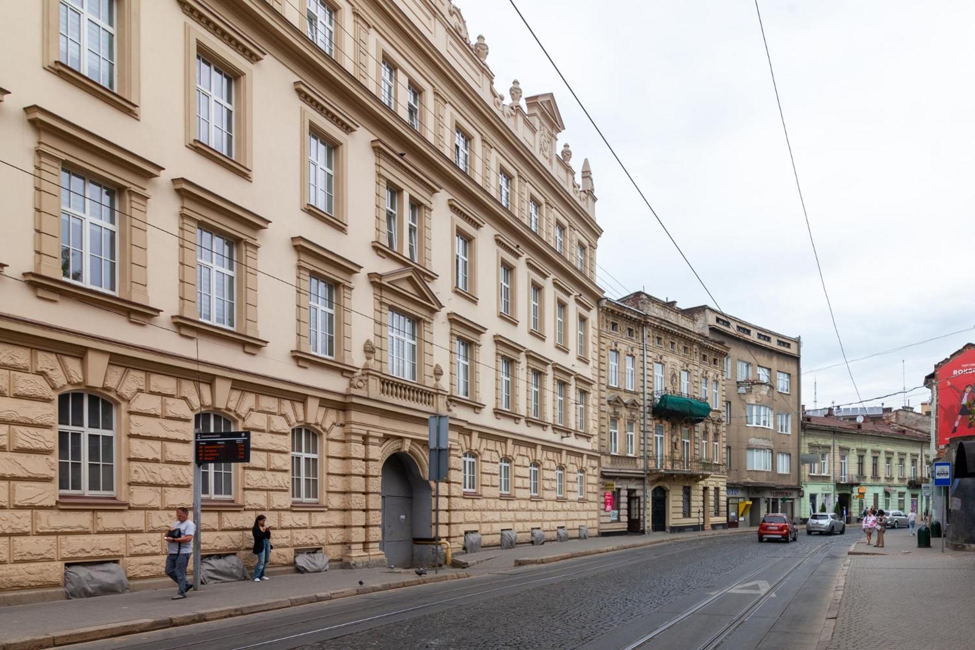Royal Apartment On Franka 28 Lviv Kültér fotó