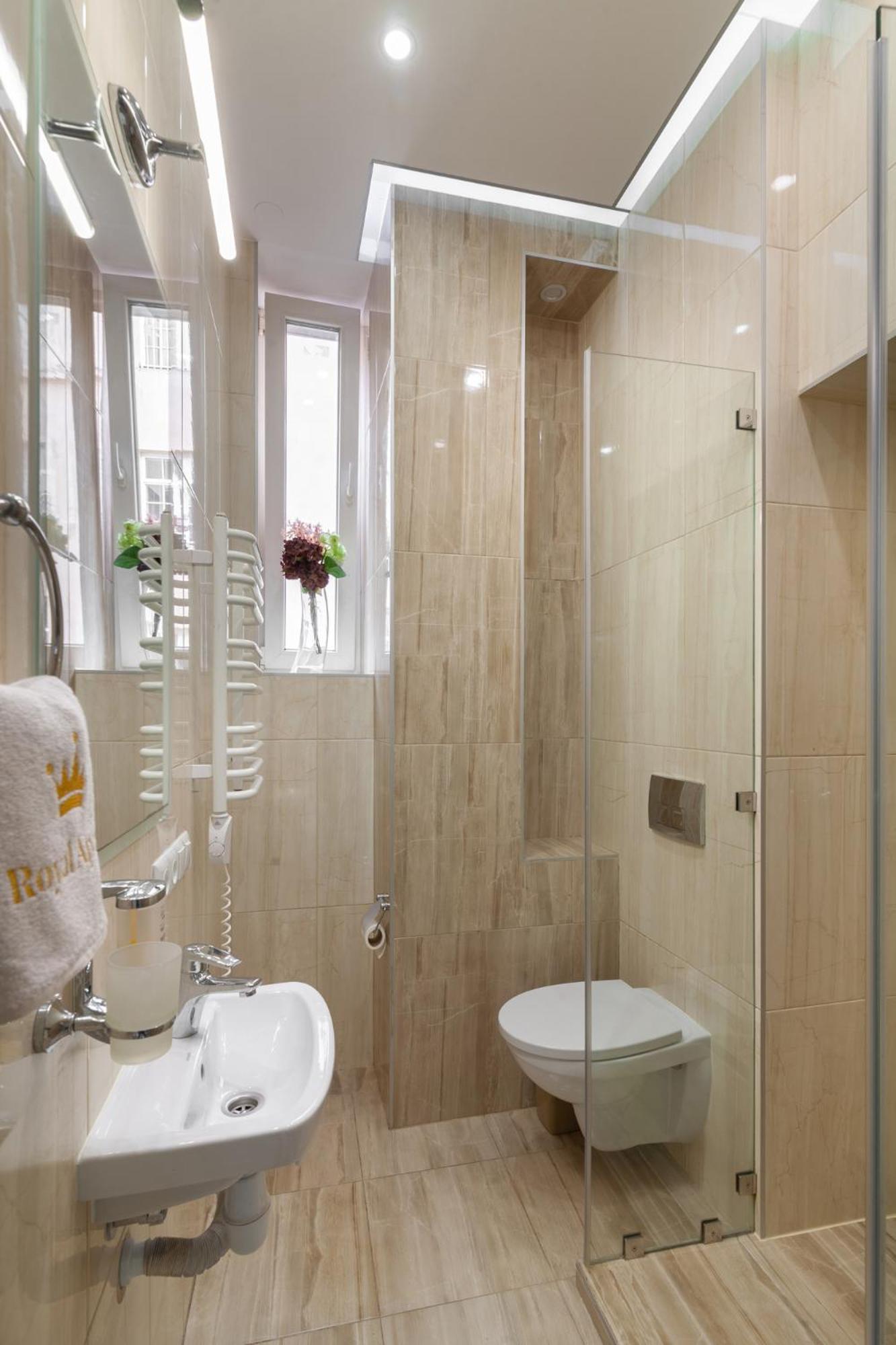 Royal Apartment On Franka 28 Lviv Kültér fotó